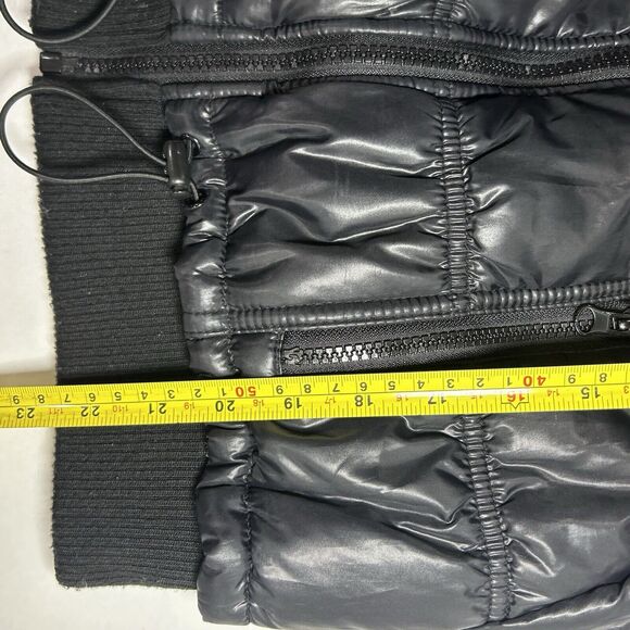 Basics of The TRF Collection Women’s Black puffer vest Size large - Picture 5 of 10